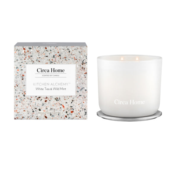 Circa Home White Tea & Wild Mint Candle