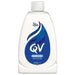 A bottle of QV Bath Oil, a 250ml product that provides a refreshing and rejuvenating experience for dry skin.