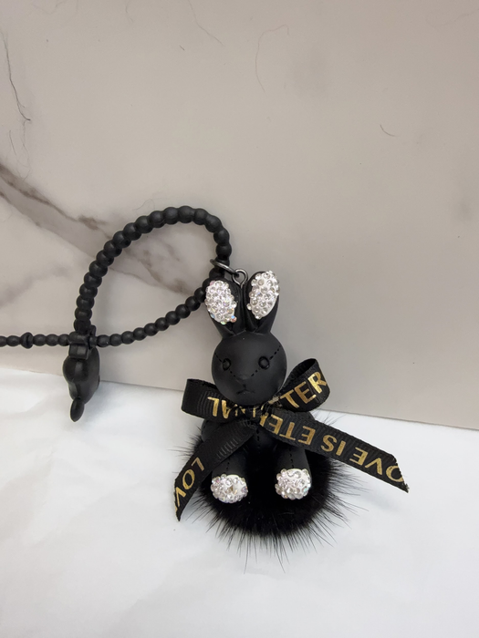 Small Rabbit keychain-T0043